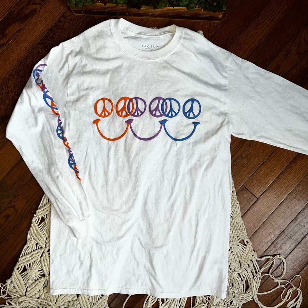 PacSun | Smiley Face Long Sleeve T-shirt - Picture 1 of 5